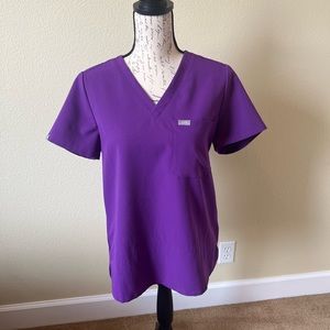 Figs purple V-neck scrub top with matching jogger style pants, size small